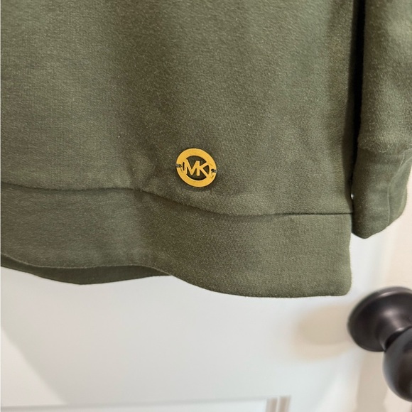 Micheal Kors green sweater - Picture 3 of 4
